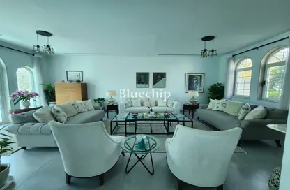 Villa - 3 Bedrooms - 4 Bathrooms for sale in Legacy - Jumeirah Park - Dubai