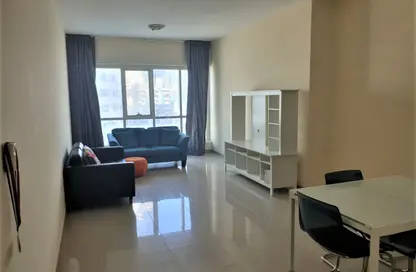 Apartment - 1 Bedroom - 2 Bathrooms for rent in Lake Point Tower - JLT Cluster N - Jumeirah Lake Towers - Dubai