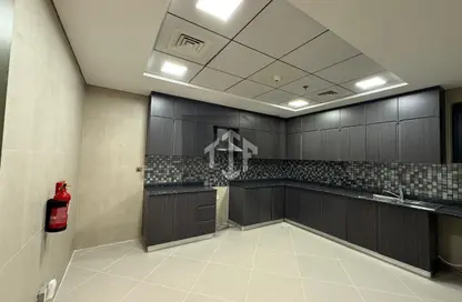 Apartment - 1 Bedroom - 2 Bathrooms for rent in Trio Building - Al Barsha 1 - Al Barsha - Dubai