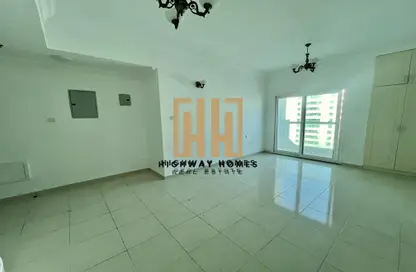 شقة - غرفة نوم - 2 حمامات للايجار في شارع التعاون الجديد - التعاون - الشارقة