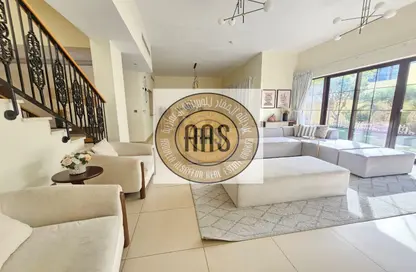 Villa - 4 Bedrooms - 5 Bathrooms for rent in Nad Al Sheba 2 - Nad Al Sheba - Dubai