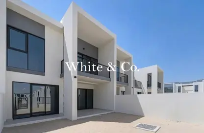 Townhouse - 3 Bedrooms - 4 Bathrooms for sale in Shams Townhouses - Town Square - Dubai