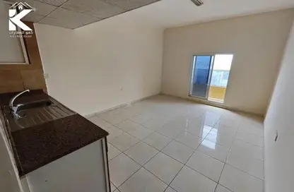 Apartment - Studio - 1 Bathroom for rent in Al Mina Building - Al Rawda 2 - Al Rawda - Ajman