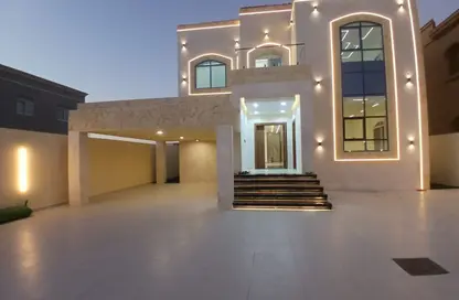 Villa - 5 Bedrooms - 7 Bathrooms for sale in Al Mowaihat 1 - Al Mowaihat - Ajman