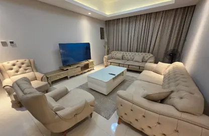 Apartment - 2 Bedrooms - 3 Bathrooms for sale in Gulfa Towers - Al Rashidiya 1 - Al Rashidiya - Ajman