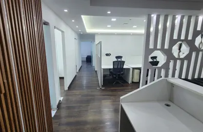 مكتب - استوديو - 1 حمام للايجار في برج الياقوت - بورسعيد - ديرة - دبي