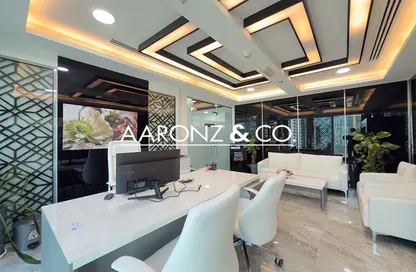 Office Space - Studio for rent in The Burlington - Business Bay - Dubai