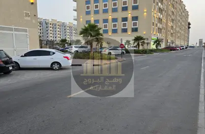 شقة - 1 حمام للبيع في قرية الاميرة - الياسمين - عجمان