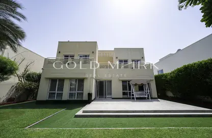Villa - 4 Bedrooms - 5 Bathrooms for rent in Meadows 2 - Meadows - Dubai