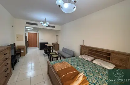 شقة - 1 حمام للايجار في مالباري 2 - حدائق الإمارات 2 - قرية الجميرا سركل - دبي