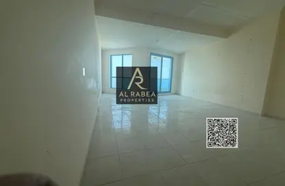 Apartment - 3 Bedrooms - 3 Bathrooms for rent in Corniche Tower - Ajman Corniche Road - Ajman