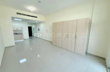 Apartment - Studio - 1 Bathroom for rent in Madison Residences - Majan - Dubai Land - Dubai
