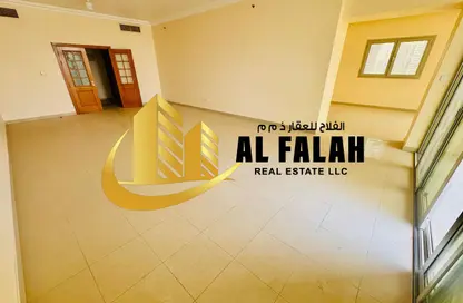 Apartment - 4 Bedrooms - 6 Bathrooms for rent in Al Majaz 3 - Al Majaz - Sharjah