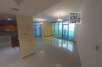 Apartment - 2 Bedrooms - 3 Bathrooms for sale in Corniche Tower - Ajman Corniche Road - Ajman Apartment - 2 Bedrooms - 3 Bathrooms for sale in Corniche Tower - Ajman Corniche Road - Ajman