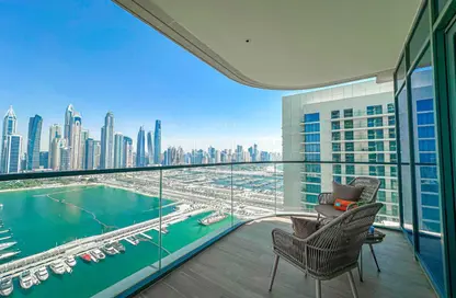 Apartment - 3 Bedrooms - 4 Bathrooms for rent in Marina Vista - EMAAR Beachfront - Dubai Harbour - Dubai