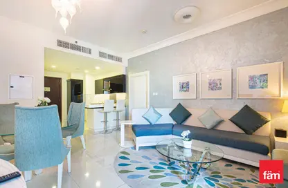 صورة لـ غرفة المعيشة / غرفة الطعام شقة - غرفة نوم - 1 حمام للايجار في ذا سيجنتشر - برج خليفة - دبي وسط المدينة - دبي ، صورة رقم 1