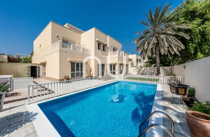 Villa - 5 Bedrooms - 5 Bathrooms for rent in Meadows 1 - Meadows - Dubai