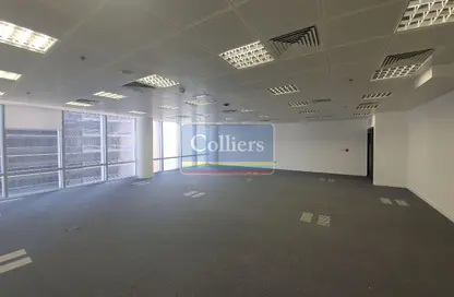Office Space - Studio - 1 Bathroom for rent in Burj Daman - DIFC - Dubai