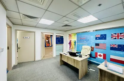 Office Space - Studio - 1 Bathroom for rent in Fairmont Hotel - Sheikh Zayed Road - Dubai