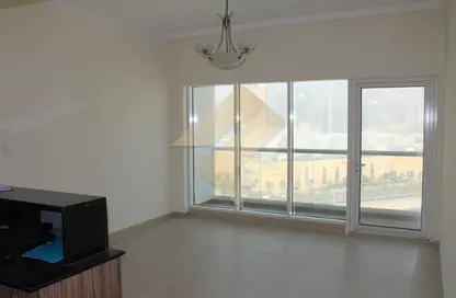 Apartment - Studio - 1 Bathroom for sale in Burj Al Nujoom - Downtown Dubai - Dubai