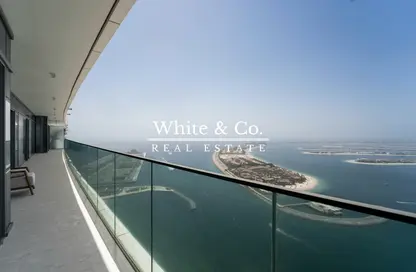 Apartment - 4 Bedrooms - 4 Bathrooms for sale in Beach Vista - EMAAR Beachfront - Dubai Harbour - Dubai
