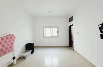 Apartment - Studio - 1 Bathroom for rent in Muwaileh 29 Building - Muwaileh - Sharjah