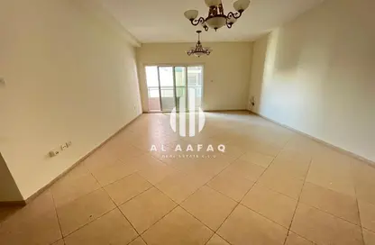 شقة - 2 غرف نوم - 3 حمامات للايجار في المجاز 3 - المجاز - الشارقة