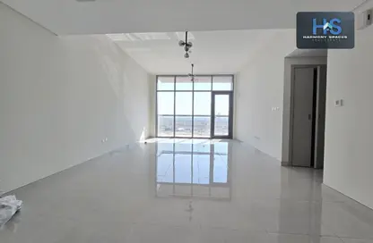 شقة - 2 غرف نوم - 3 حمامات للايجار في مساكن تايا - الفرجان - دبي