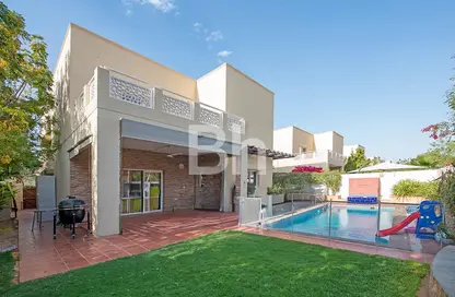 Villa - 5 Bedrooms - 4 Bathrooms for sale in Meadows 7 - Meadows - Dubai
