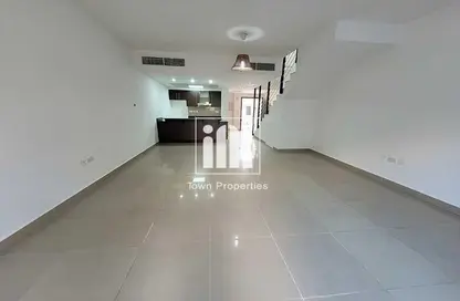 فيلا - 3 غرف نوم - 4 حمامات للبيع في طراز عربي - فيلات الريف - مشروع الريف - أبوظبي