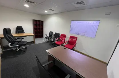 Business Centre - Studio - 5 Bathrooms for rent in Al Khabisi - Deira - Dubai