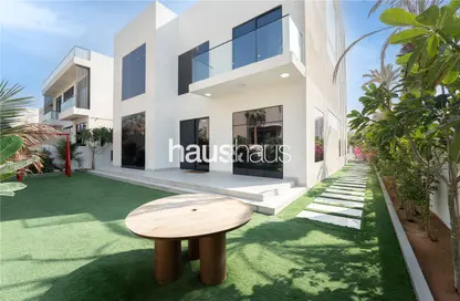 Villa - 5 Bedrooms - 6 Bathrooms for sale in District 1I - Jumeirah Village Triangle - Dubai