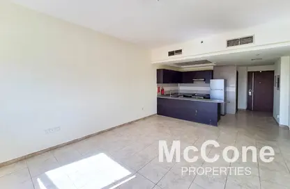 شقة - 2 غرف نوم - 2 حمامات للايجار في A السكن الإمبراطوري - أمبريال ريزيدنس - مثلث قرية الجميرا - دبي