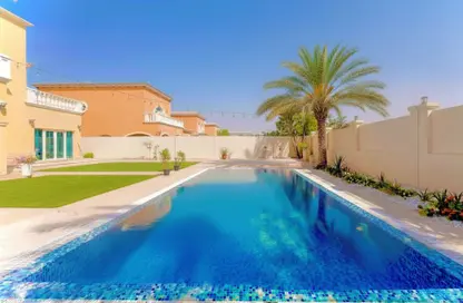 Villa - 5 Bedrooms - 6 Bathrooms for rent in Legacy Large - Legacy - Jumeirah Park - Dubai