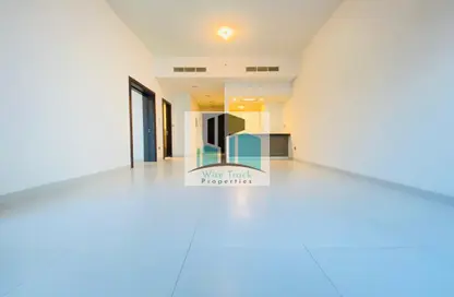 Apartment - 1 Bedroom - 2 Bathrooms for rent in The View - Danet Abu Dhabi - Abu Dhabi