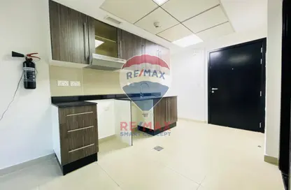 Apartment - Studio - 1 Bathroom for sale in Tower 24 - Al Reef Downtown - Al Reef - Abu Dhabi