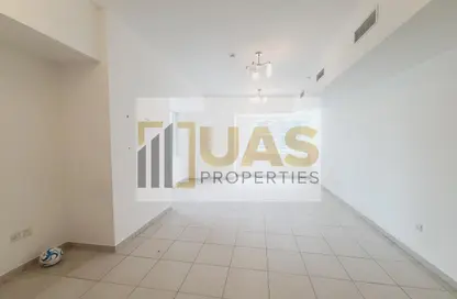 Apartment - 2 Bedrooms - 3 Bathrooms for rent in Blue Tower - Sheikh Zayed Road - Dubai
