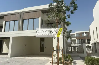 Villa - 4 Bedrooms - 5 Bathrooms for rent in Aura - Tilal Al Ghaf - Dubai