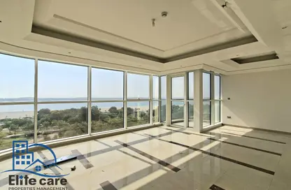 Apartment - 2 Bedrooms - 4 Bathrooms for rent in Wave tower - Corniche Road - Abu Dhabi