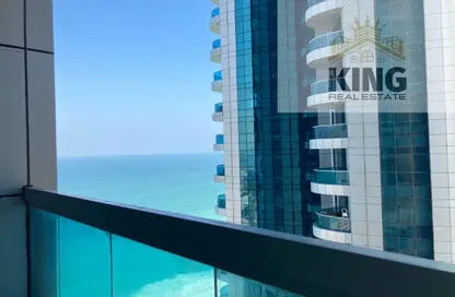 شقة - غرفة نوم - 2 حمامات للبيع في برج الكورنيش - طريق كورنيش عجمان - عجمان