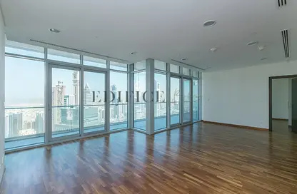 Apartment - 3 Bedrooms - 3 Bathrooms for rent in Burj Daman - DIFC - Dubai