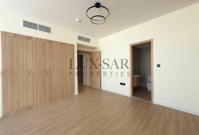 15594321 - صورة العقار 2