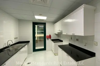 Apartment - 2 Bedrooms - 3 Bathrooms for rent in DXB Tower - Sheikh Zayed Road - Dubai