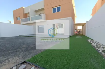 Terrace image for: Villa - 3 Bedrooms - 3 Bathrooms for rent in Manazel Al Reef 2 - Al Samha - Abu Dhabi, Image 1