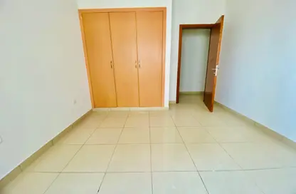 Apartment - 2 Bedrooms - 2 Bathrooms for rent in Safia Tower - Al Majaz 3 - Al Majaz - Sharjah