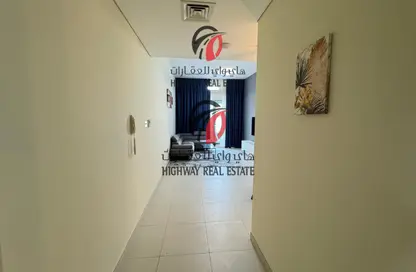 Apartment - 1 Bedroom - 2 Bathrooms for rent in Jumeirah Garden City - Al Satwa - Dubai