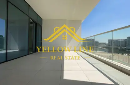 شقة - 2 غرف نوم - 3 حمامات للايجار في شاطئ الراحة - أبوظبي