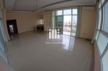 Villa - 5 Bedrooms - 7+ Bathrooms for rent in Shakhbout City - Abu Dhabi