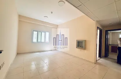 Apartment - 1 Bedroom - 1 Bathroom for rent in Fire Station Road - Muwaileh - Sharjah