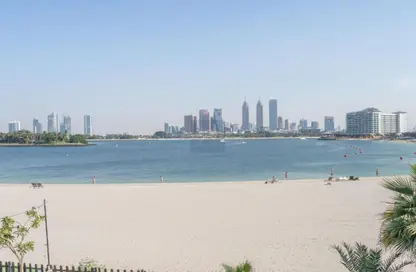 Villa - 4 Bedrooms - 6 Bathrooms for sale in Palma Residences - Palm Jumeirah - Dubai